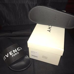 Givenchy PARIS Flat Sandals - Never been worn!